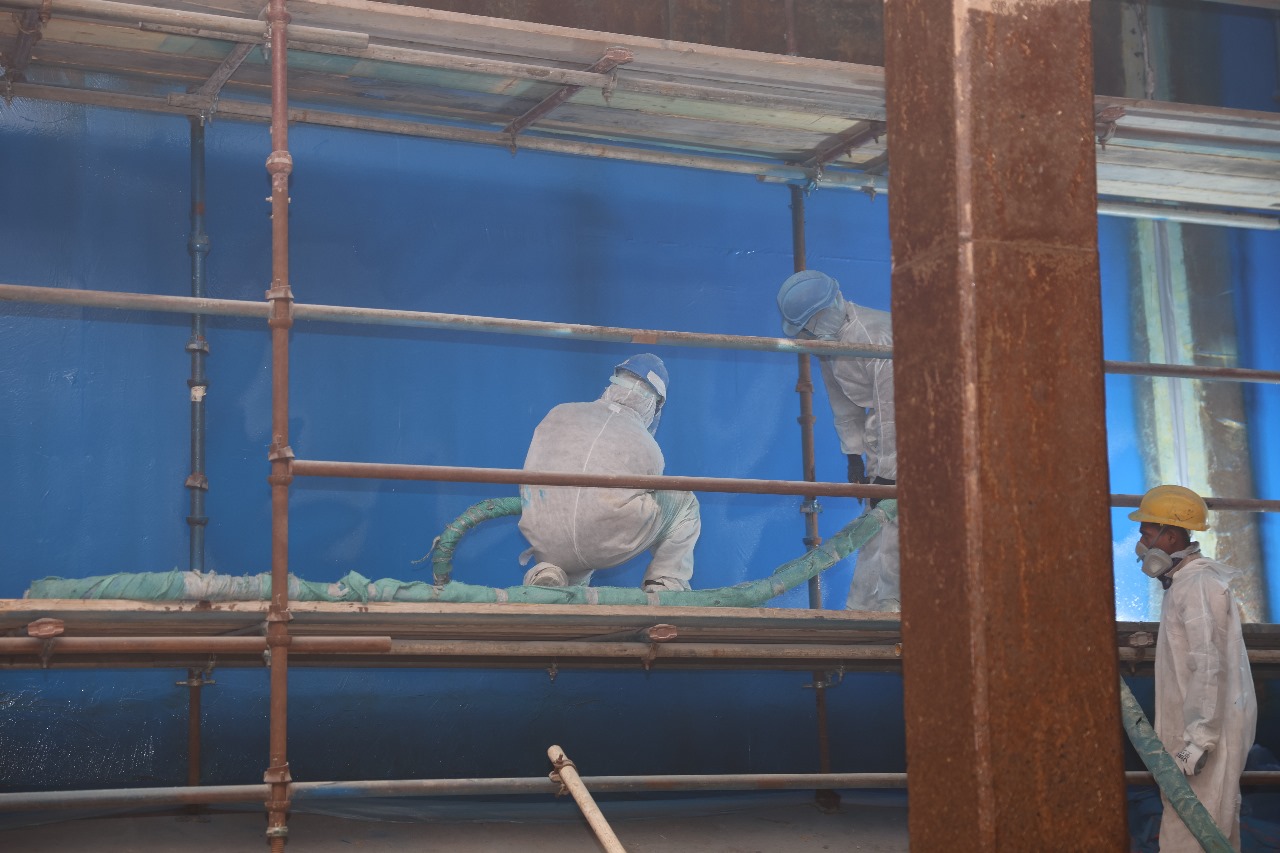 Marine and port area with vessels under service